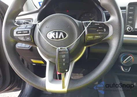 2020 Kia Rio S z USA, uszkodzony, nr VIN 3KPA24ADXLE321952